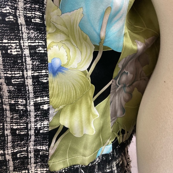 Cynthia Rose Tweed Jacket w/ Beaded detailing - Picture 8 of 9